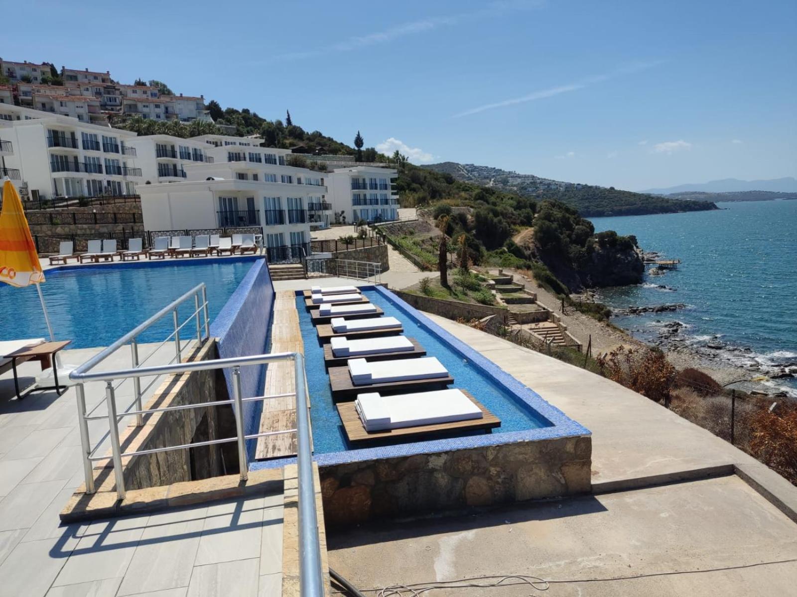 Ni Marin Hotel Milas Bagian luar foto