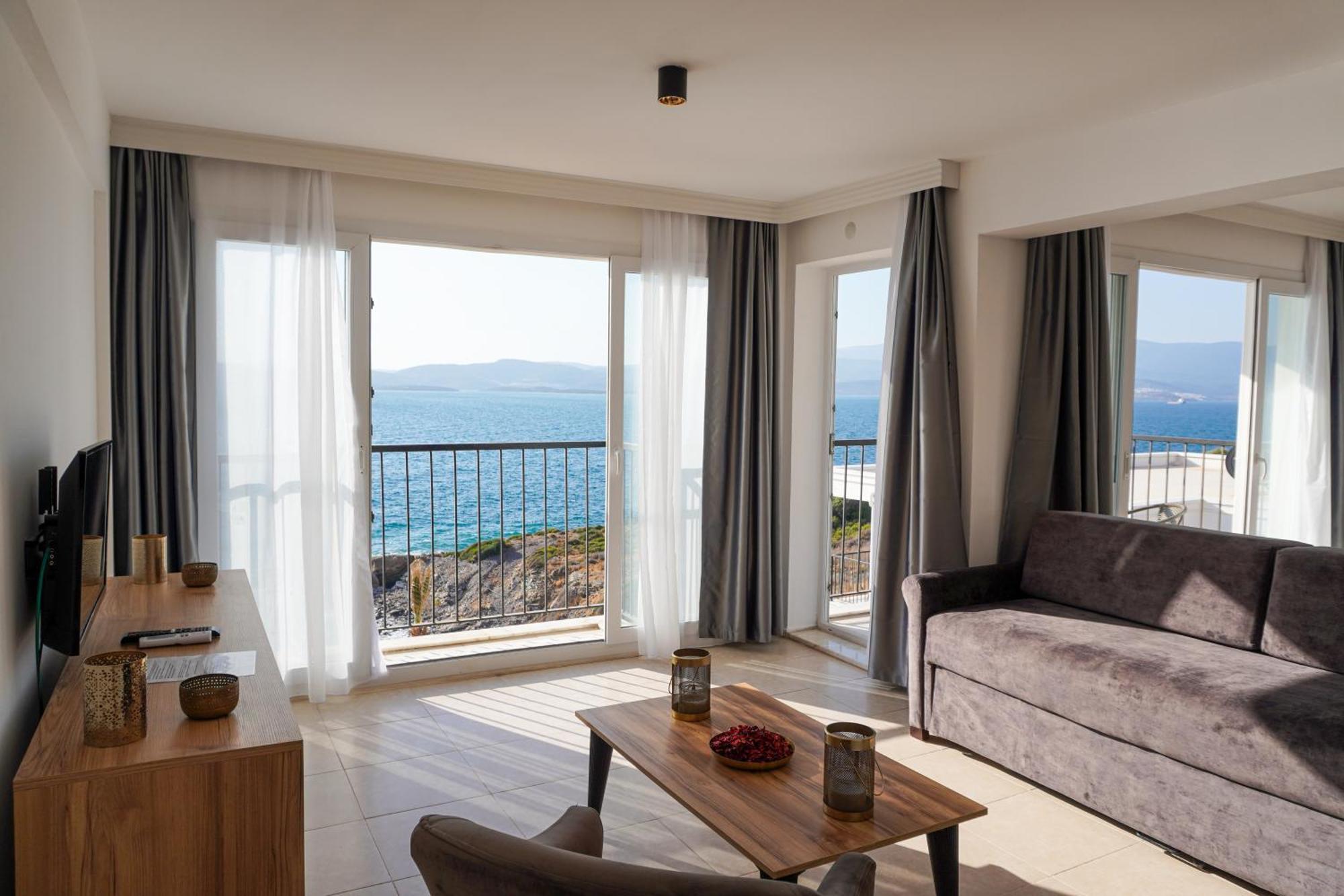 Ni Marin Hotel Milas Bagian luar foto
